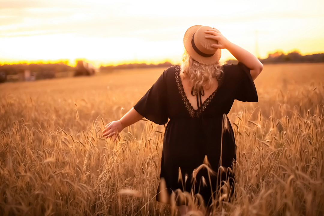 woman-farmer-on-wheat-field