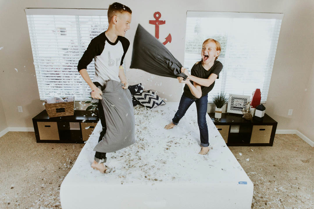 children-pilow-fighting-by-allen-taylor-at-unsplash