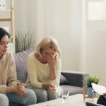 mom-son-and-therapist-counseling-vitaly-gariev-at-unsplash